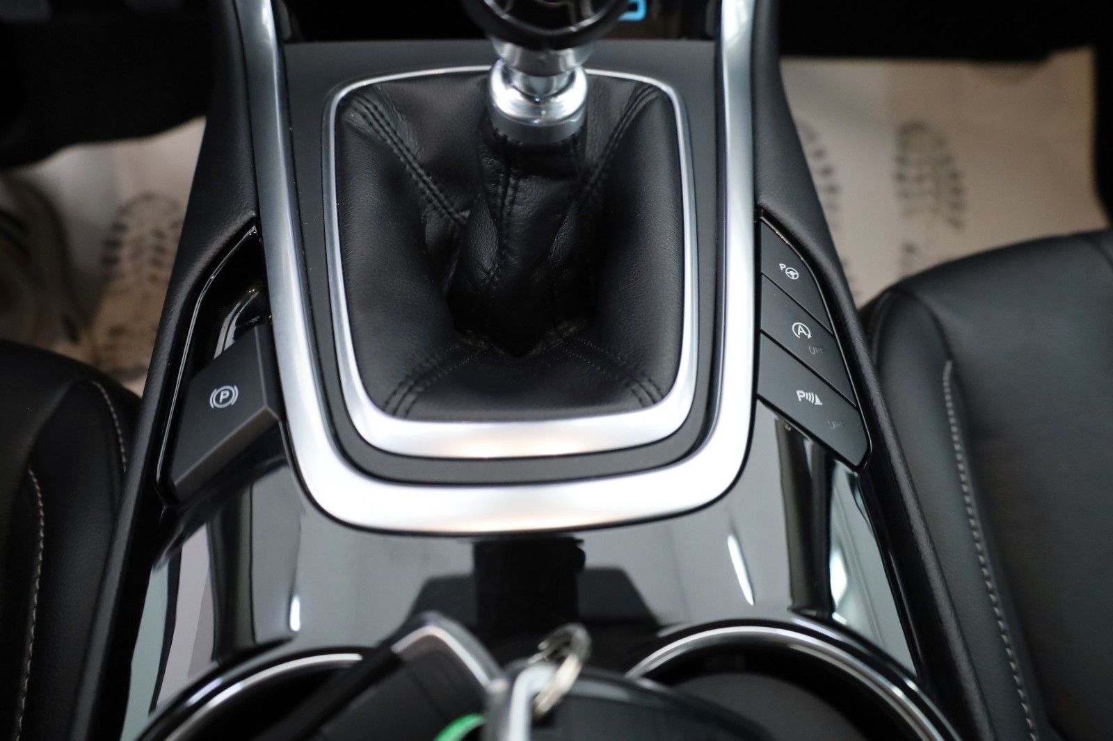 Fahrzeugabbildung Ford S-Max Titanium,Leder,Navi,LED,SH,PDC,Kamera
