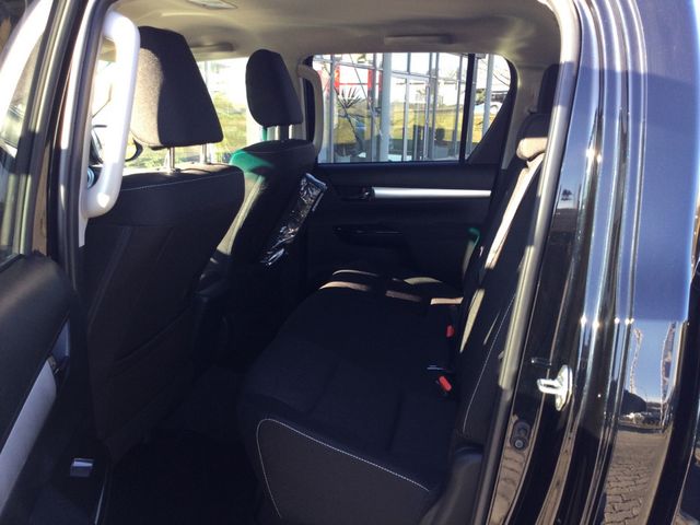Hilux 2.4 Double Cab Comfort 4x4 Navi+Parksensor