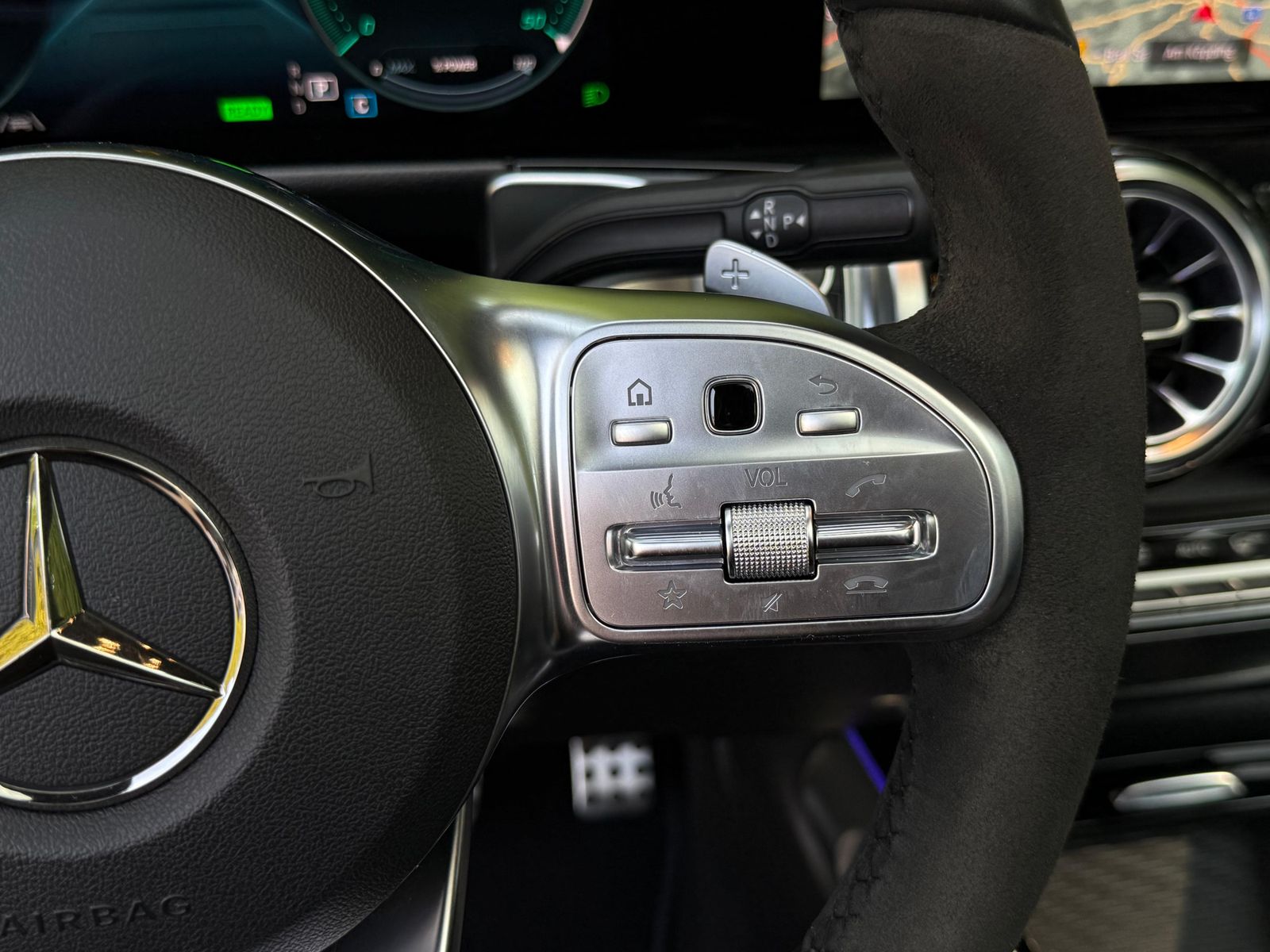 Fahrzeugabbildung Mercedes-Benz EQB 350 4M AMG Line NIGHT+PANO+MBUX+KAM+DIST+HuD