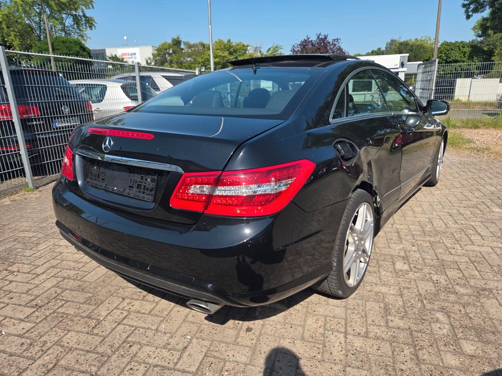 Mercedes-Benz E 350 E Coupe E 350 CGI BlueEfficiency – Ansicht 5