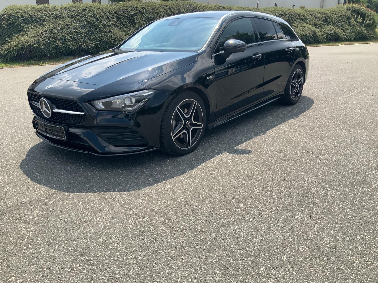 Mercedes-Benz CLA 200 Shooting Brake