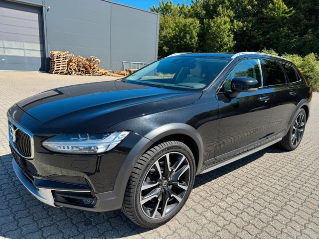 Volvo V90 Cross Country 2.0 200PS D4 Pro AWD 44935