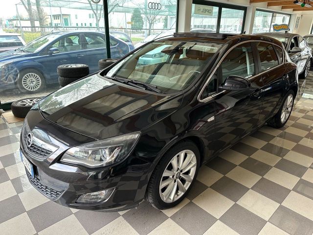 Opel Astra 2.0 CDTI 160CV 5 porte Cosmo S