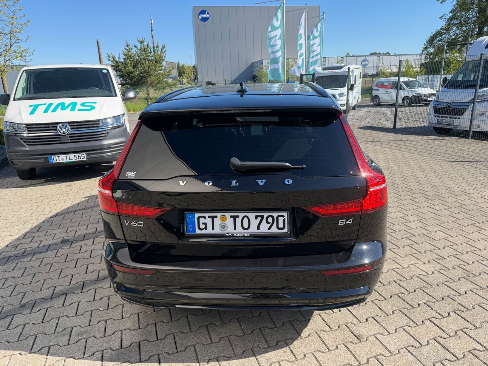 Fahrzeugabbildung Volvo V60 Kombi Plus Dark