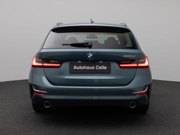 Fahrzeugabbildung BMW 320d Luxury Line Kamera HUD DAB HiFi Komfort LED