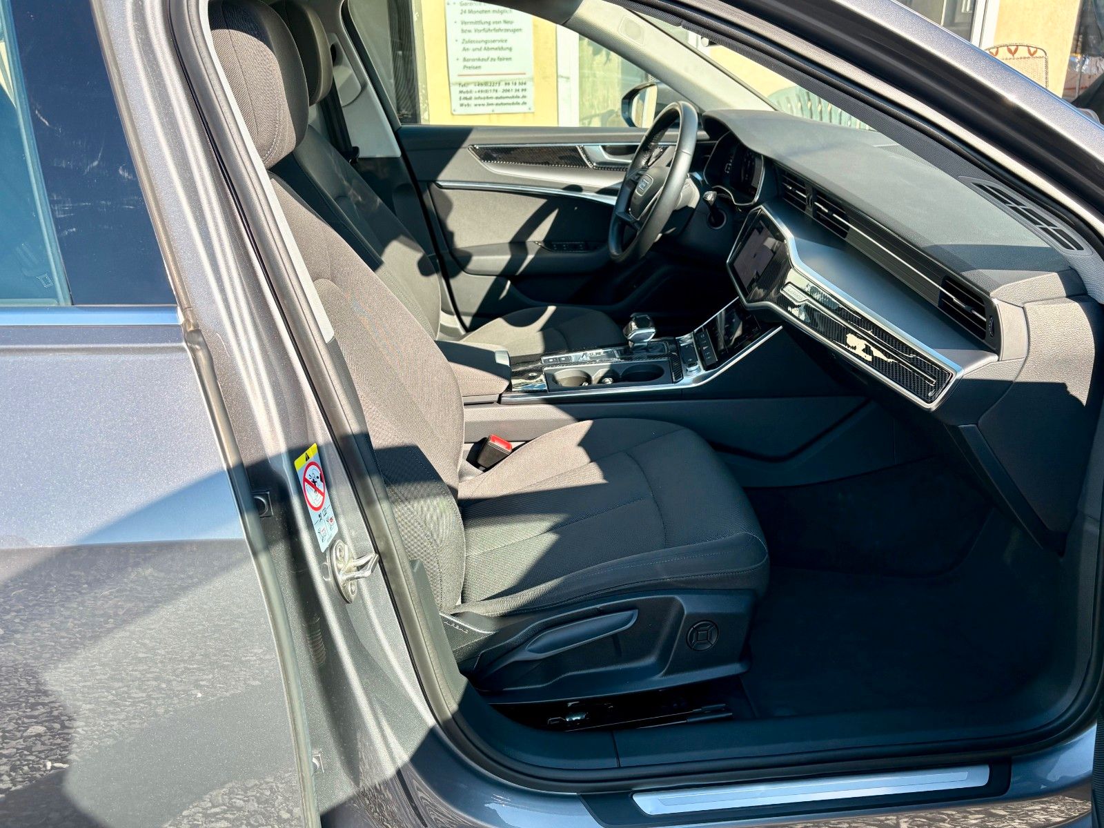 Fahrzeugabbildung Audi A6 Avant 45 TFSI quattro Aut. Navi LED Pano AHK