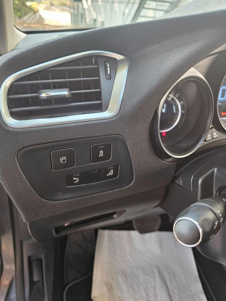 Citroën C4 THP 155 Exclusive EGS6/AUTOMATIK/RENTNERFAHRZ