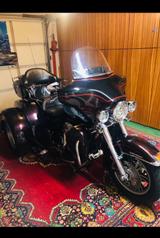 Harley-Davidson Tri Glide HD - HARLEY-DAVIDSON BENZIN TRIKE TRI GLIDE
