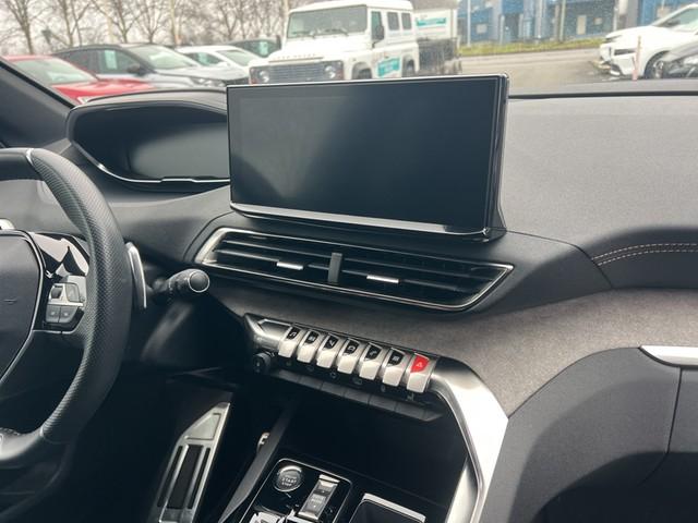 Peugeot 3008 Hybrid 136 GT Massage+ACC+CAM+NAVI+Sitzhzg+