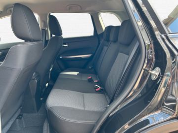 Fotografie 9 des Suzuki Vitara 1.4 Comfort Kamera NAVI LED ACC Sitzh.