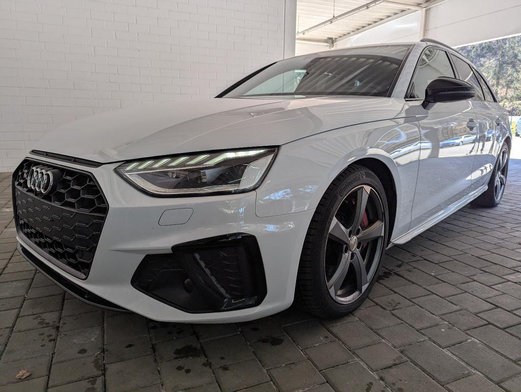 Audi S4
