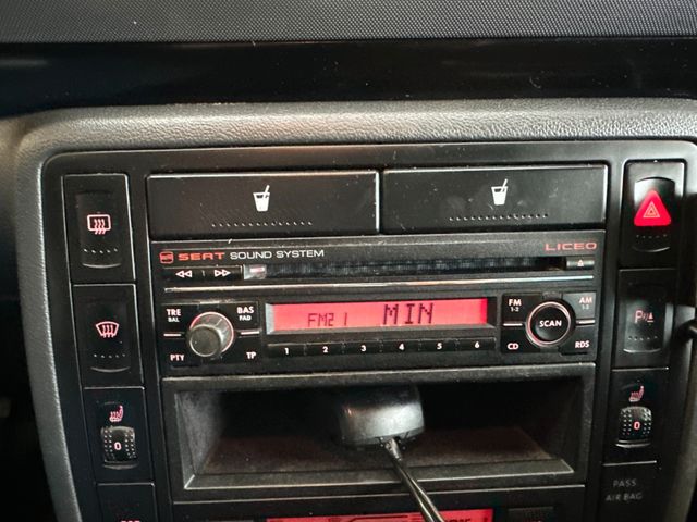 MYAUTOCENTER – Gebraucht- und Jahreswagen mit Werkstattservice in Pfaffenhofen Seat Alhambra Sport *Klima*SHZ*Xenon*AHK*Freisprech*