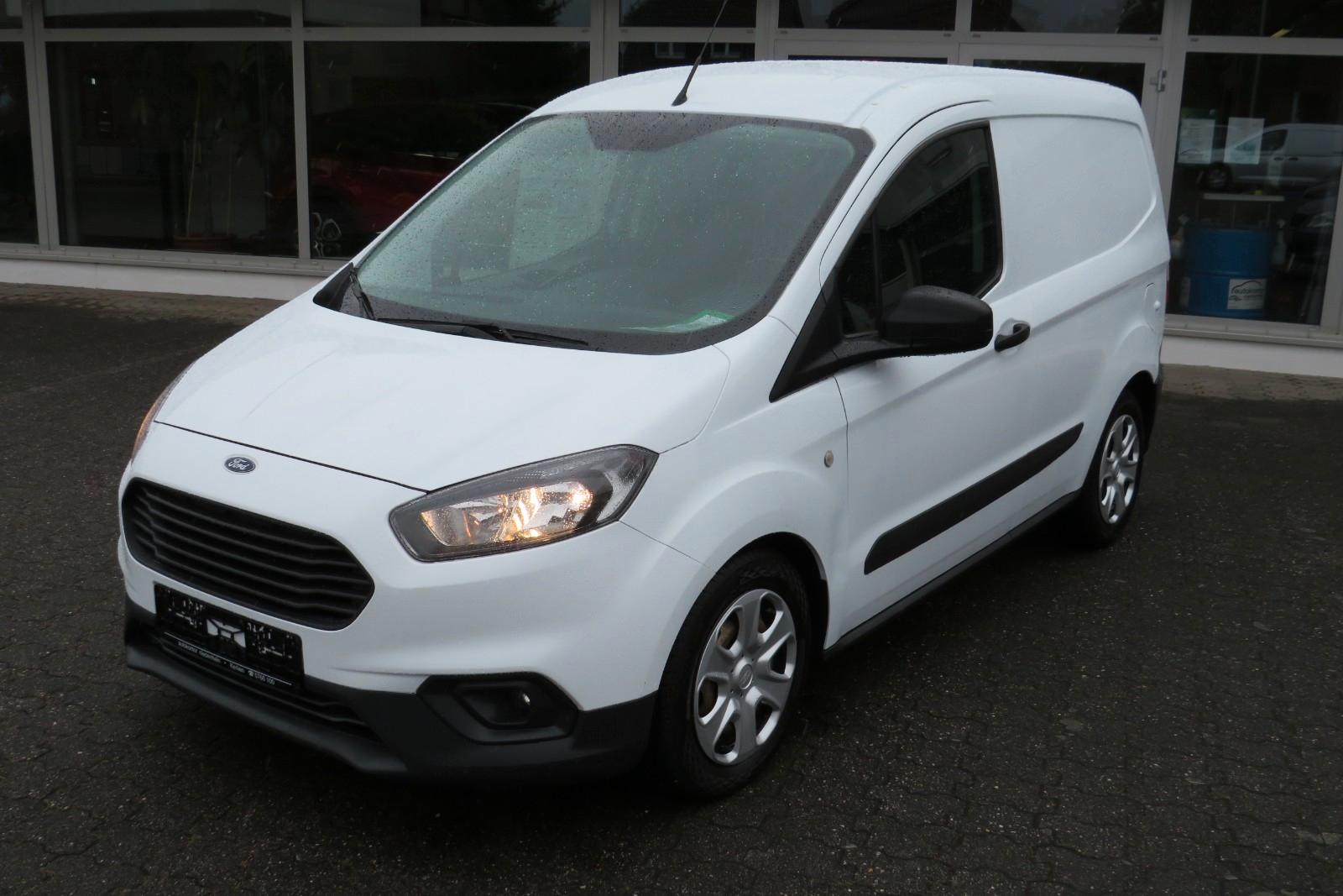 Ford Transit Courier TREND NAVI SCHECKHEFT 1.HD