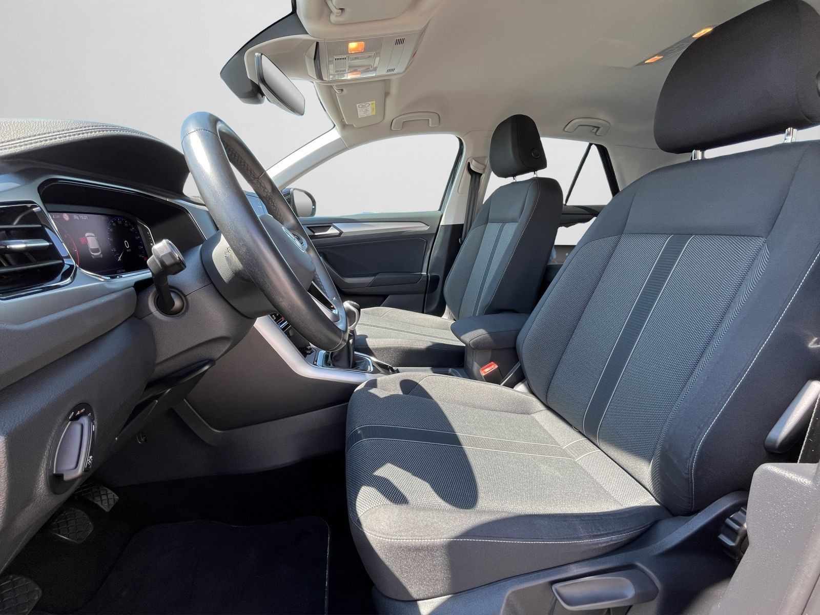 Volkswagen T-Roc - Bild 14