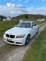 BMW Bmw e90 318d Lci 2009 alpinweiß m Paket - BMW 318: 318d E90