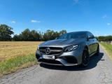 Mercedes-Benz 4MATIC+ Deutsches Fahrzeug MB-scheckheft 360°