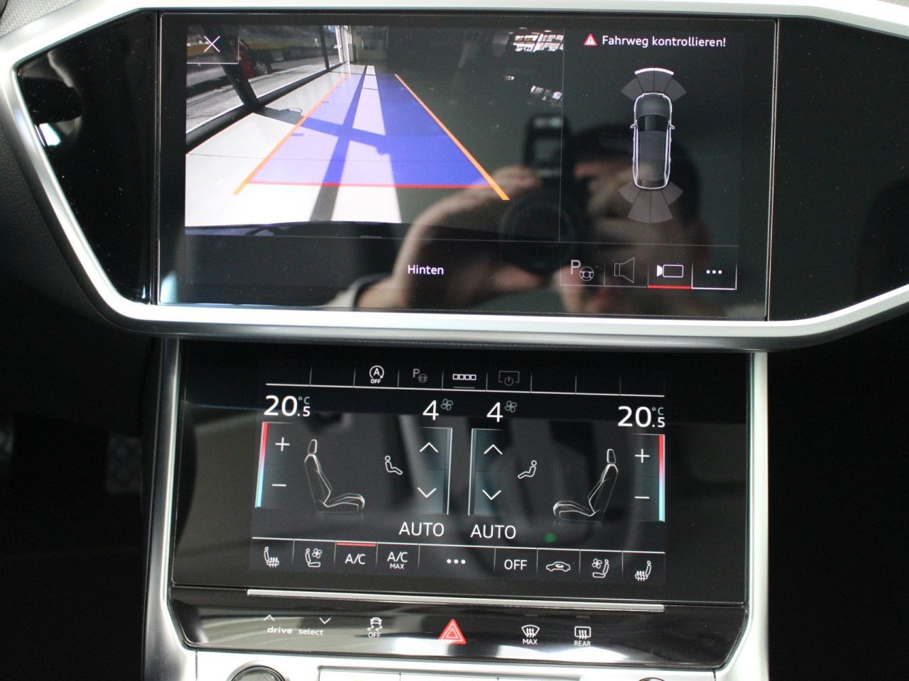 Fahrzeugabbildung Audi A6 Avant 45 TFSI design ACC/Leder/RFK/LED