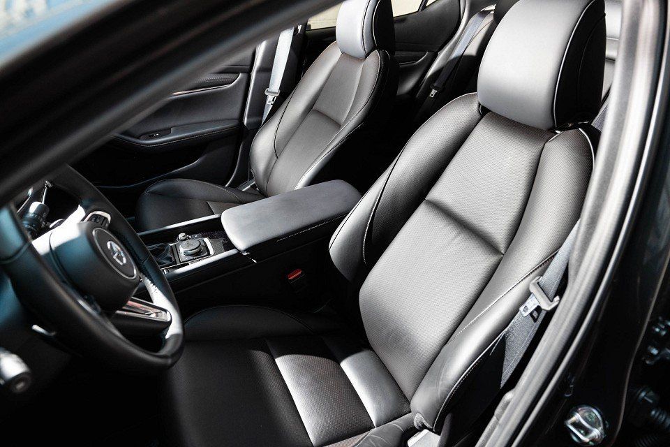 Fahrzeugabbildung Mazda 3 X 2.0i 186PS A/T AWD EXCLUSIVE COMB DASO DESI