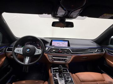 BMW 730 - 11