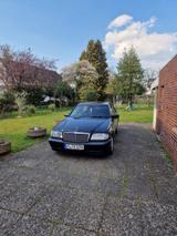 Mercedes-Benz Mercedes C200 Diesel bj 2000 als Export - Mercedes-Benz aus 2000: E2000