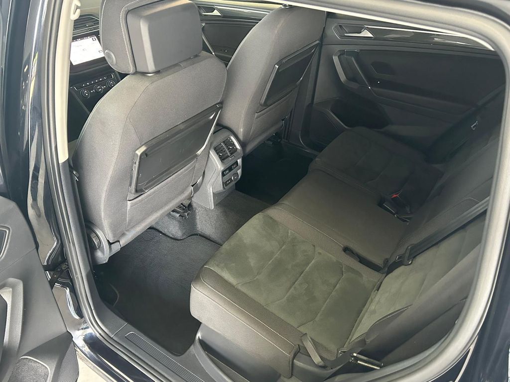 Volkswagen Tiguan Allspace DSG COMFORTL*NAVI*ViCo*PANO*AHK*