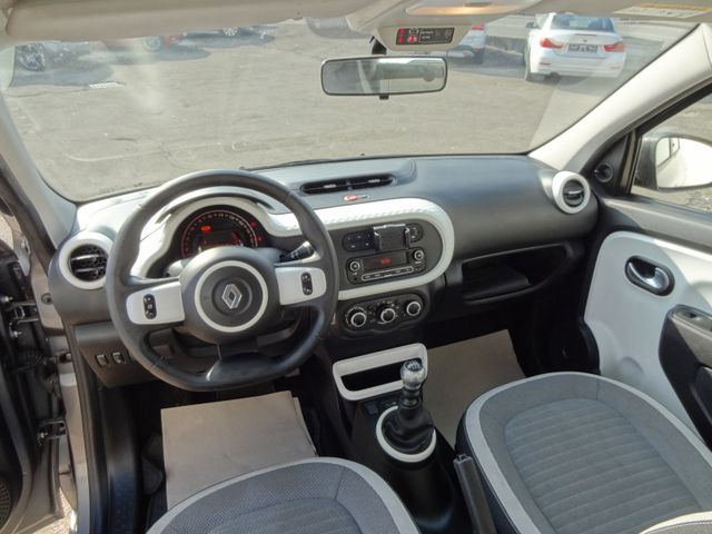 Fahrzeugabbildung Renault Twingo Experience/SitzH/90PS/2.Hd/Alu/Klima/