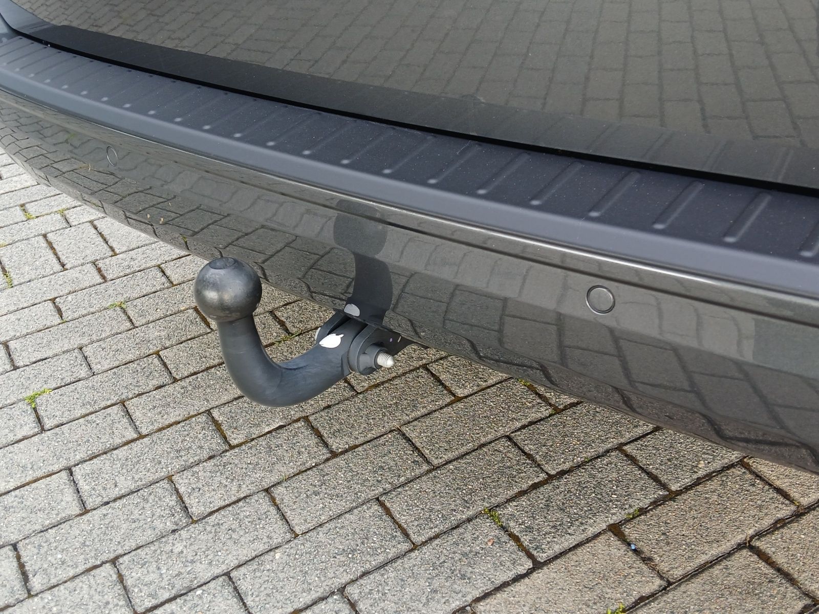 Fahrzeugabbildung Volkswagen Caddy TDI Style Maxi DSG LED AHK Navi ACC RFK SH
