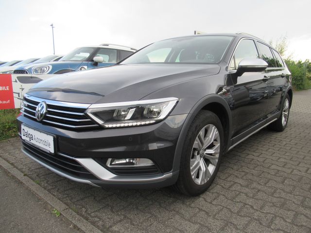 VW Passat Variant Alltrack 4Motion/1.Hand/TÜV NEU