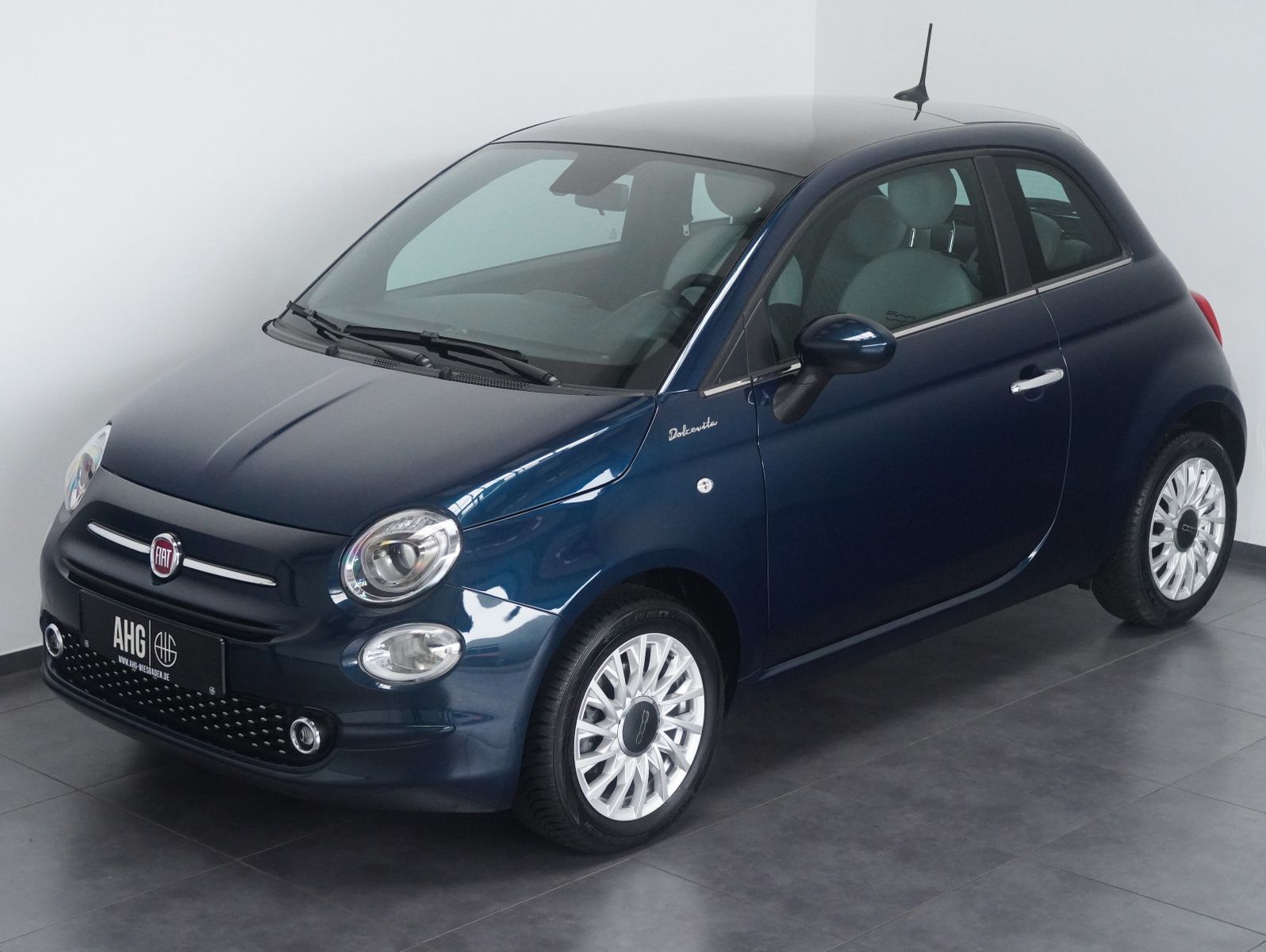 Fahrzeugabbildung Fiat 500 1.0 Mild Hybrid Dolcevita PANORAMA