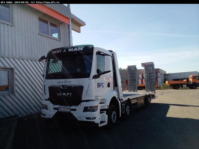 MAN TGS (TG3) 35.430 8x2-6 BL CH NN, Plattform Aufba