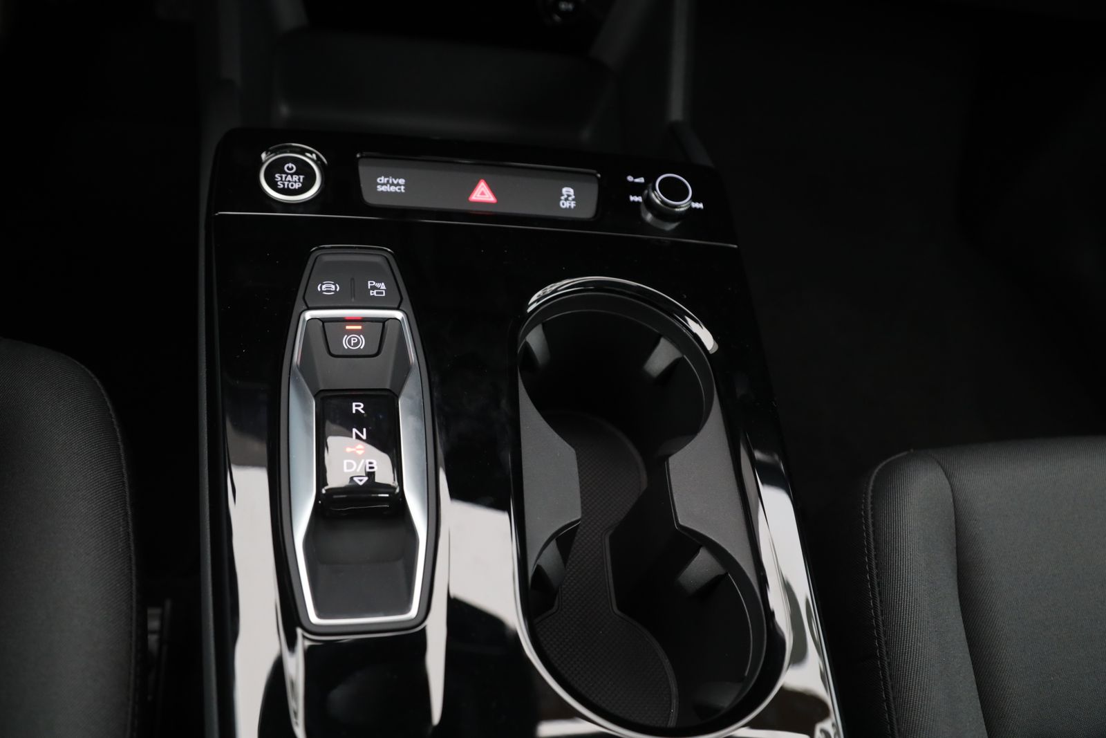 Audi Q6 e-tron - Bild 16