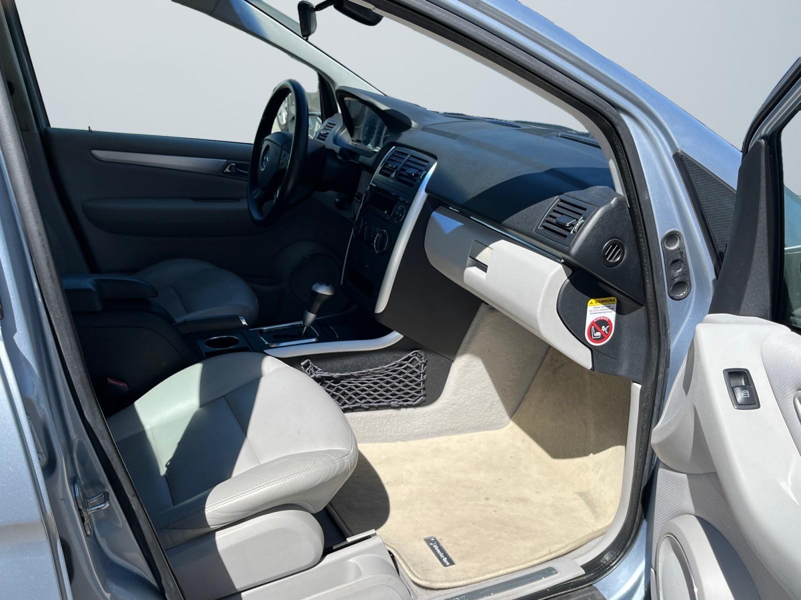 Mercedes-Benz B170 2006 — photo 11
