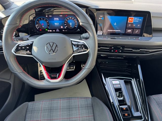 Fahrzeugabbildung Volkswagen Golf VIII GTI 2.0 TSI DSG KLIMA LED ALU
