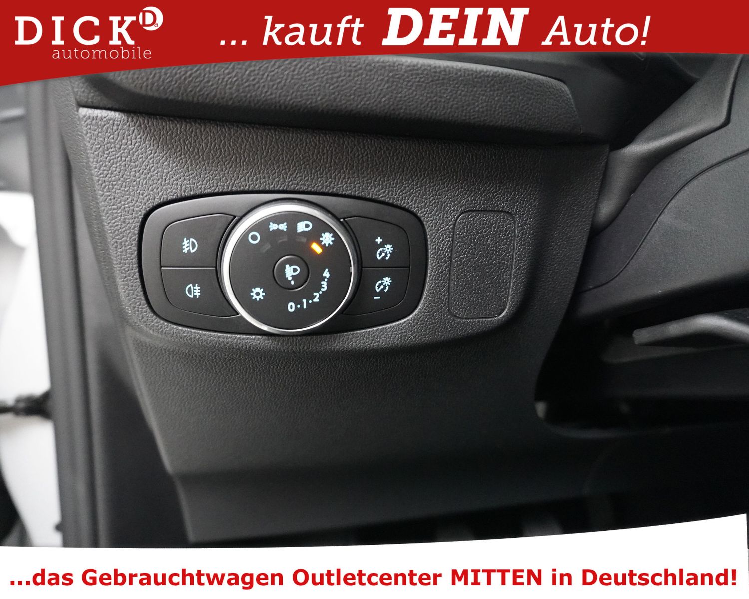 Fahrzeugabbildung Ford Focus T 1.0 Titan >NAVI+LED+SHZ+TEMP+DAB+PDC+MFL