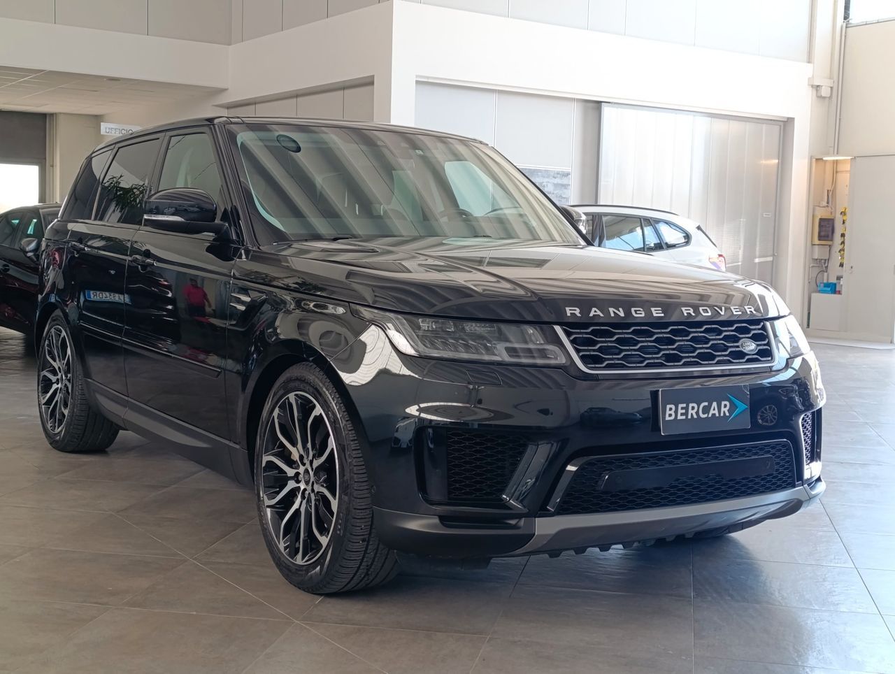 Land Rover Range Rover Sport 3.0d i6 mhev S 249c imagem 3