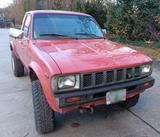 Toyota 1983 Toyota Hilux RN48 - Toyota Hilux mit Benzin-Antrieb