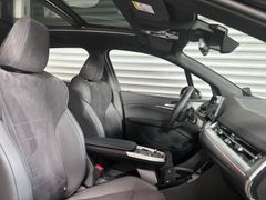 Fahrzeugabbildung BMW 218i Active Tourer M Sport -- Pano/ACC/HeadUp