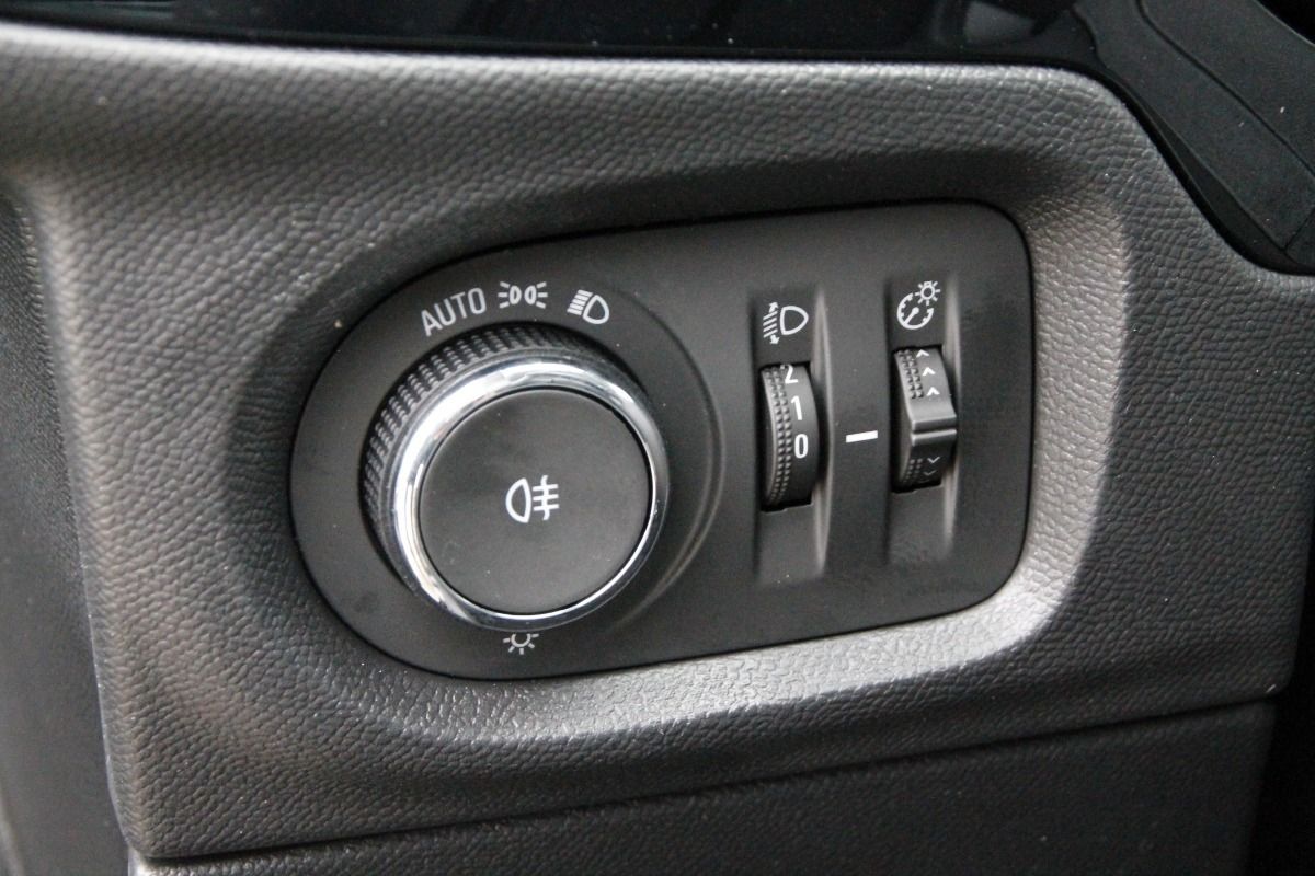 Fahrzeugabbildung Opel Corsa F Edition