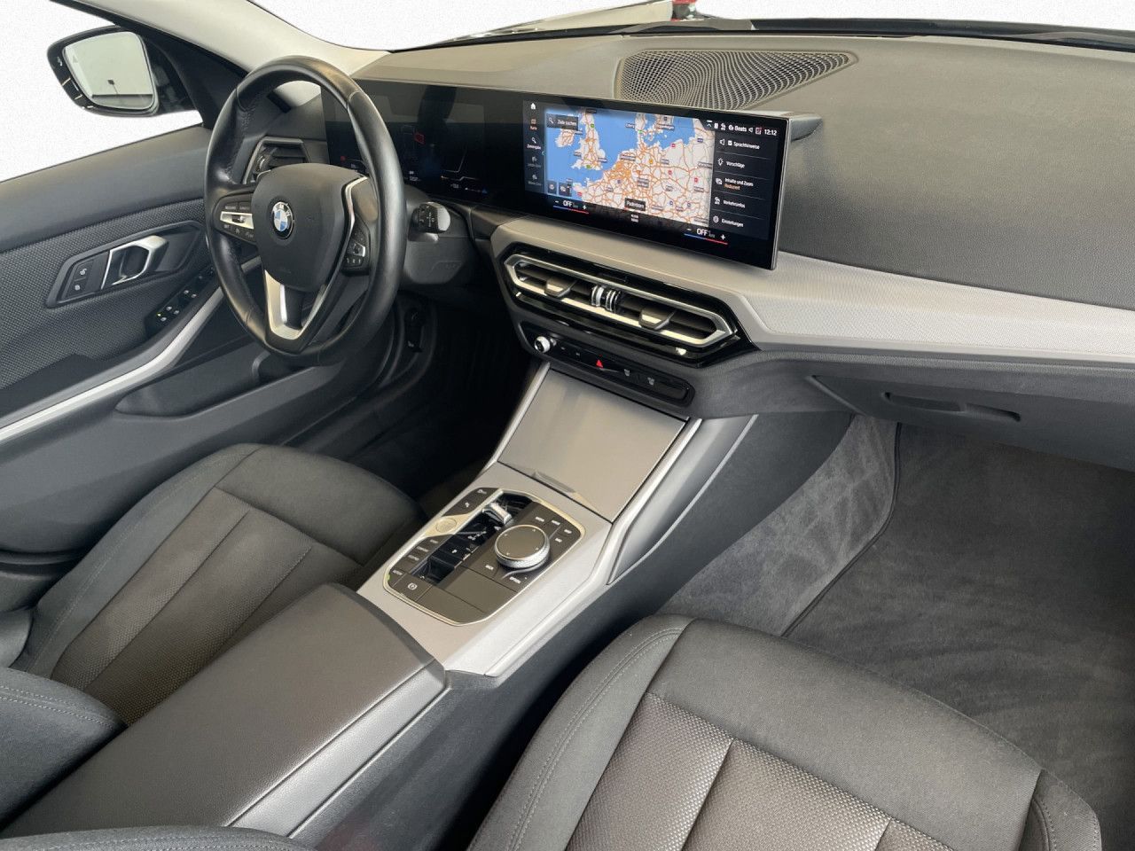 BMW 320d xdrive Touring AHK,DA,LiCoPlus,PDC,SHZ,LED foto 9