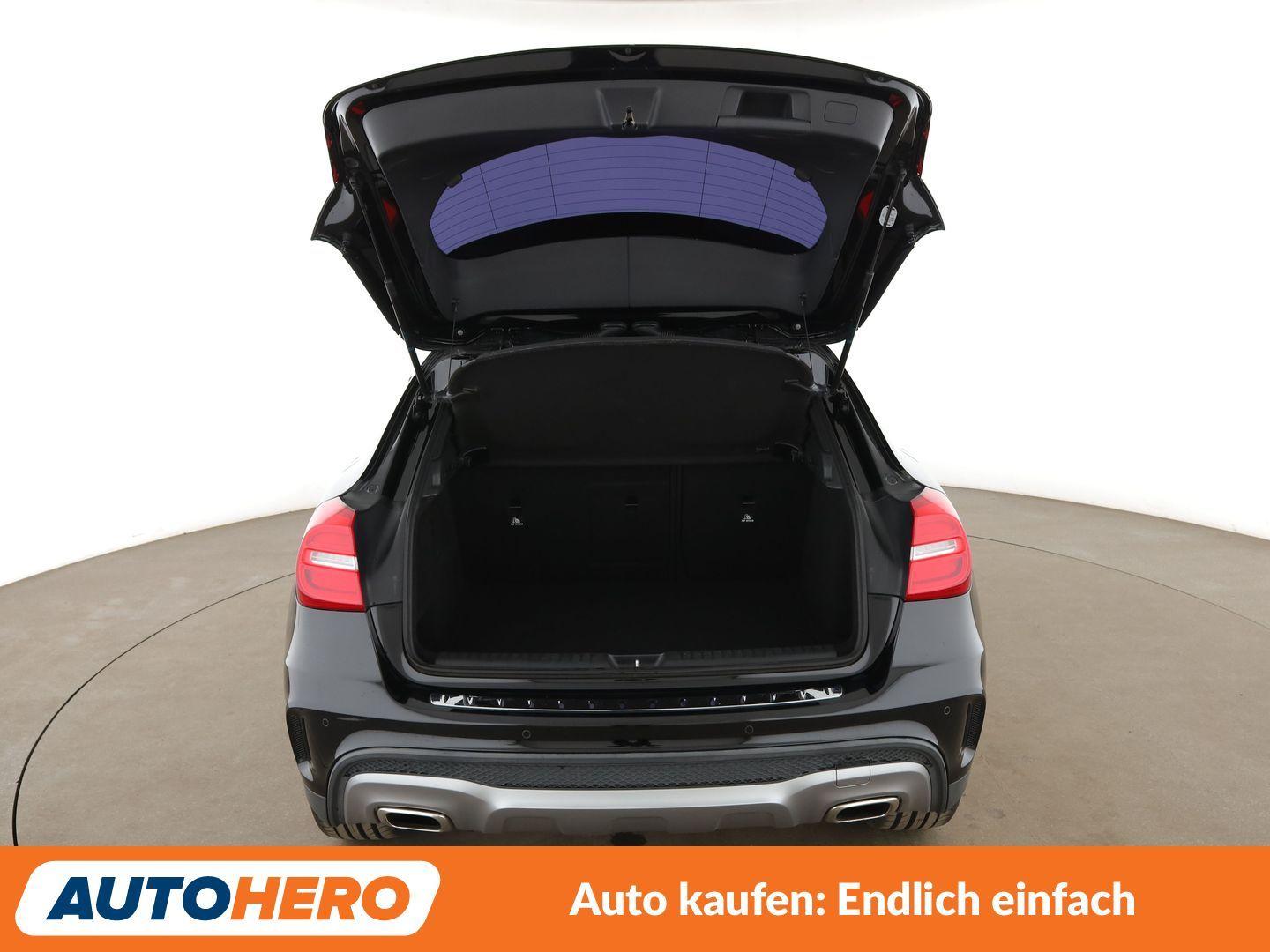 Mercedes-Benz GLA 200 AMG Line*XENON*NAVI*PDC*SHZ*KLIMA*
