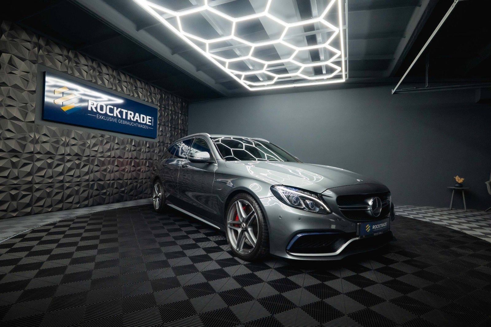 Fahrzeugabbildung Mercedes-Benz C 63 S T AMG Performance Carbon *LED*ACC*Kamera*