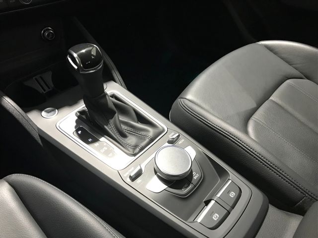 Audi Q2 35 1.5 TFSI DSG KAM LED NAV SHZ TEMP