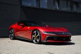 Ferrari 12 Cilindri *Rosso / Crema* Carbon-Pano-On Stock - Ferrari 12Cilindri