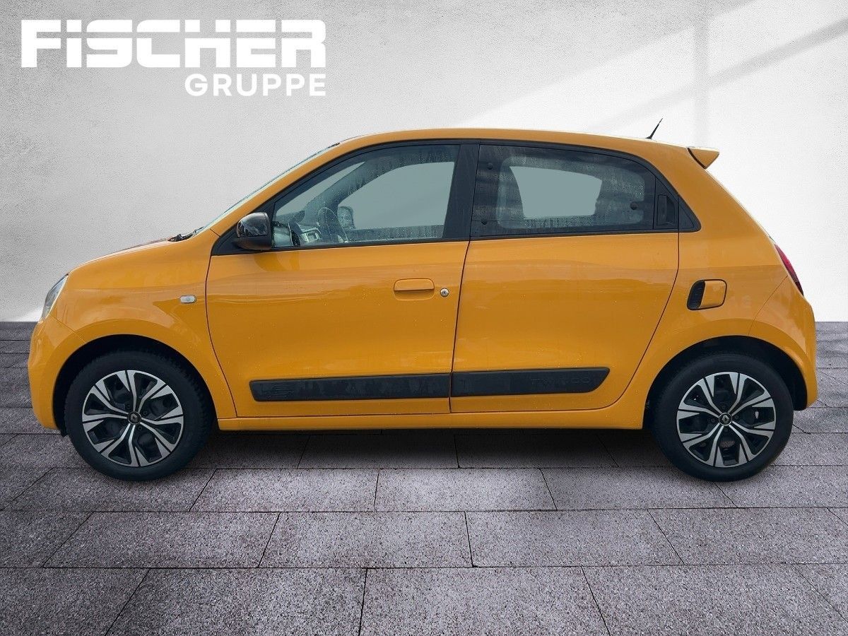 Fahrzeugabbildung Renault Twingo ZEN SCe 65 - mit KI generiert/bearbeitet