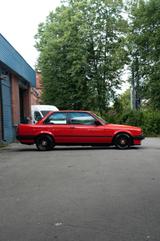 BMW E30 2d / M52B28 / SPORTY IS / SZPERA  - rote BMW 316