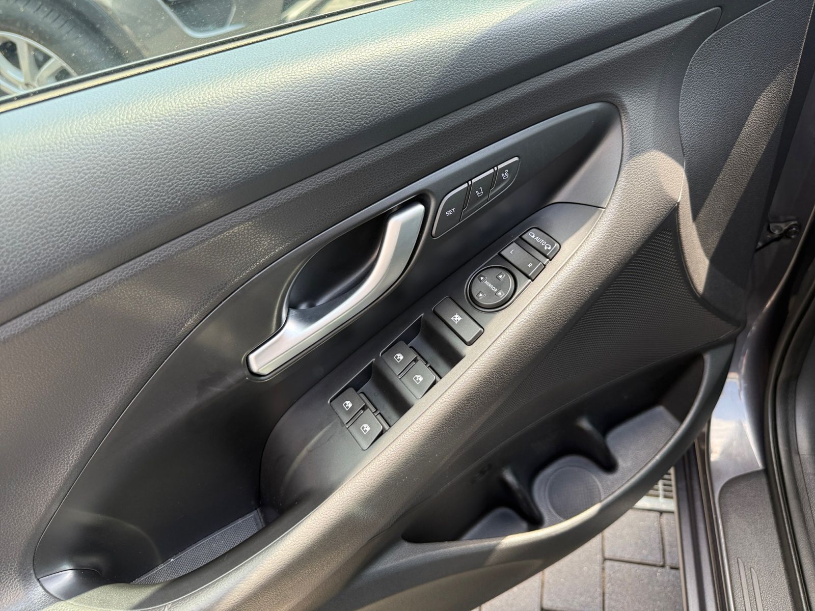 Fahrzeugabbildung Hyundai i30 1.4 T-GDI Premium PANO LED AHK