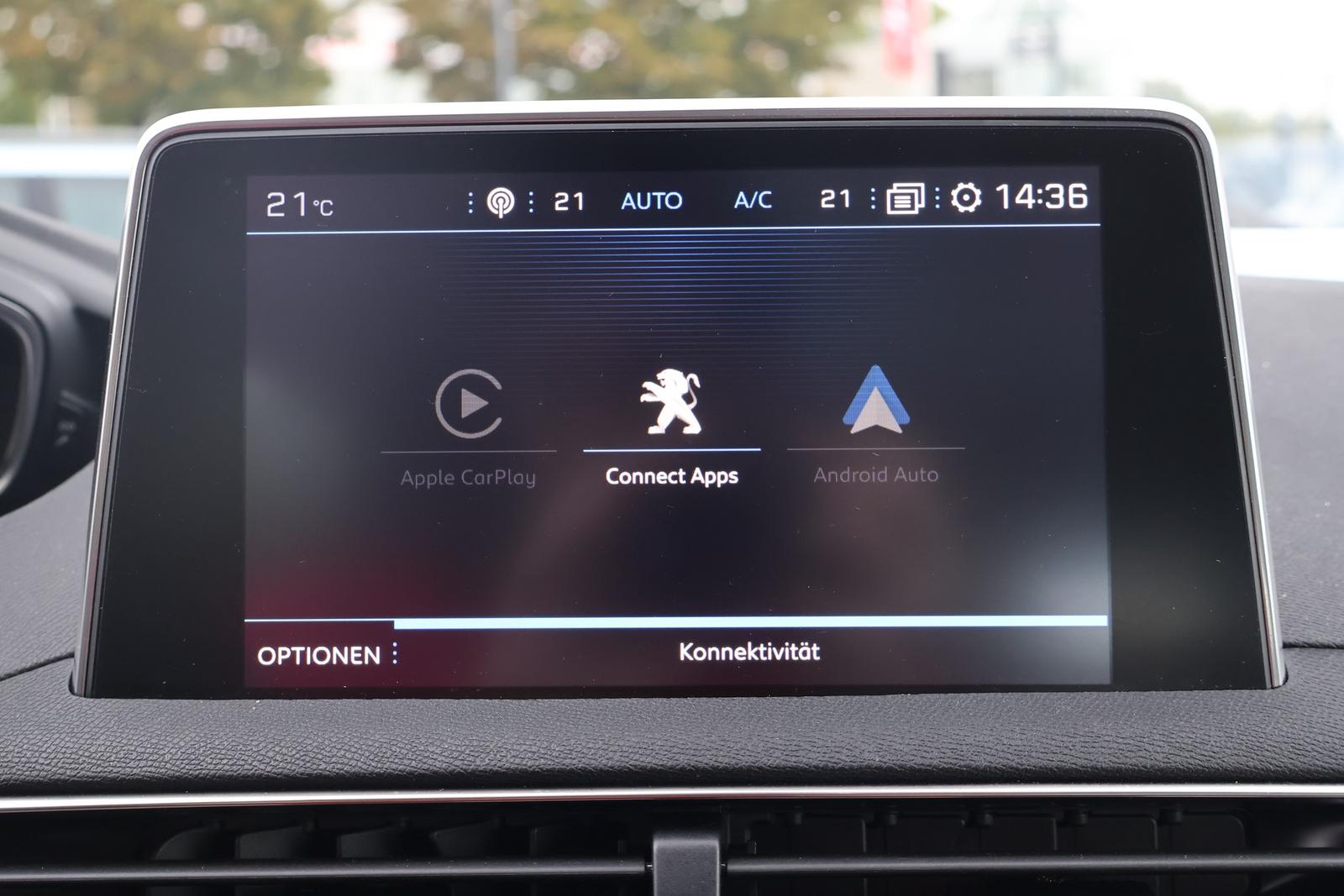 Peugeot 3008 1.2 12V Behindertenumbau Navi 360° Panorama