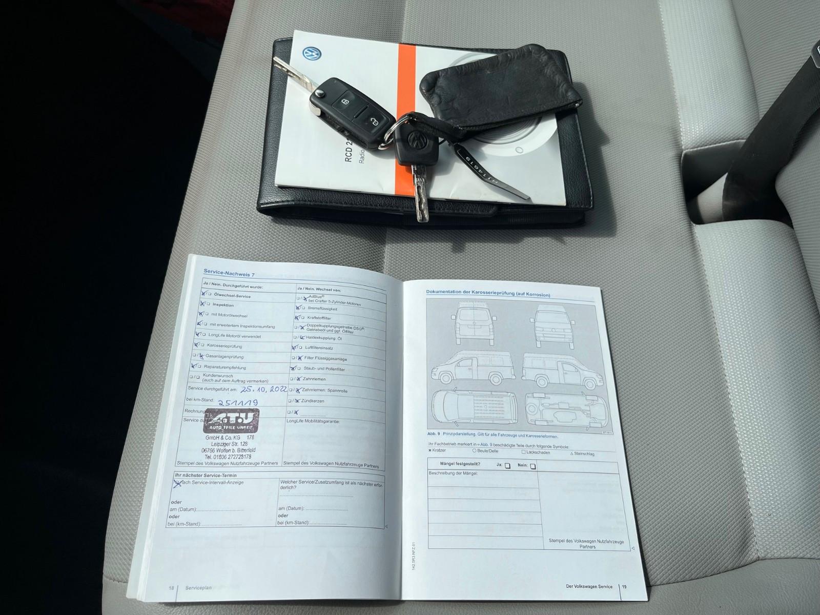 Volkswagen T5 2.0TDI Lang und Hoch Kamera ZR gewechselt!