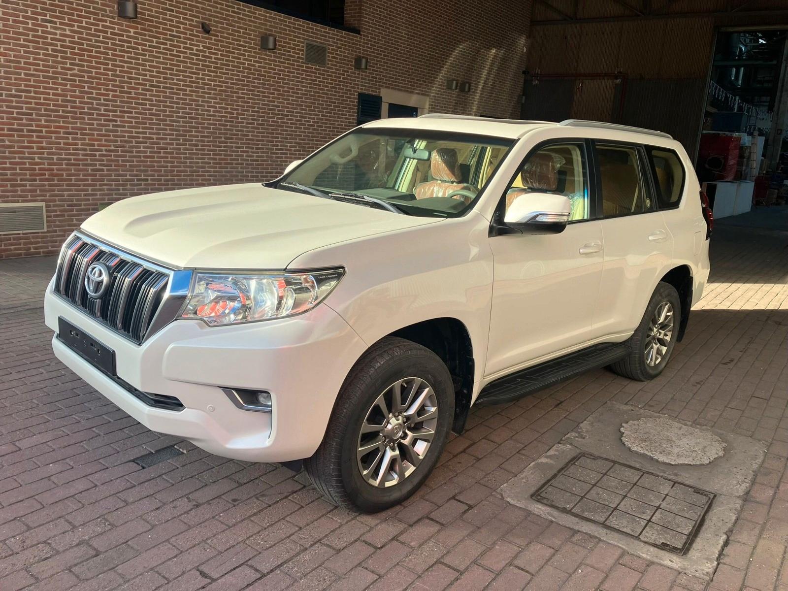 Toyota Prado  GXR V6 Petrol Engine Export No EU