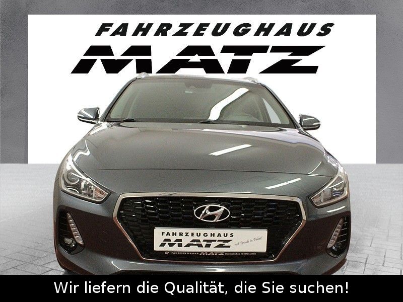 Fahrzeugabbildung Hyundai i30 1.4 T-GDI Premium*Winterpaket*